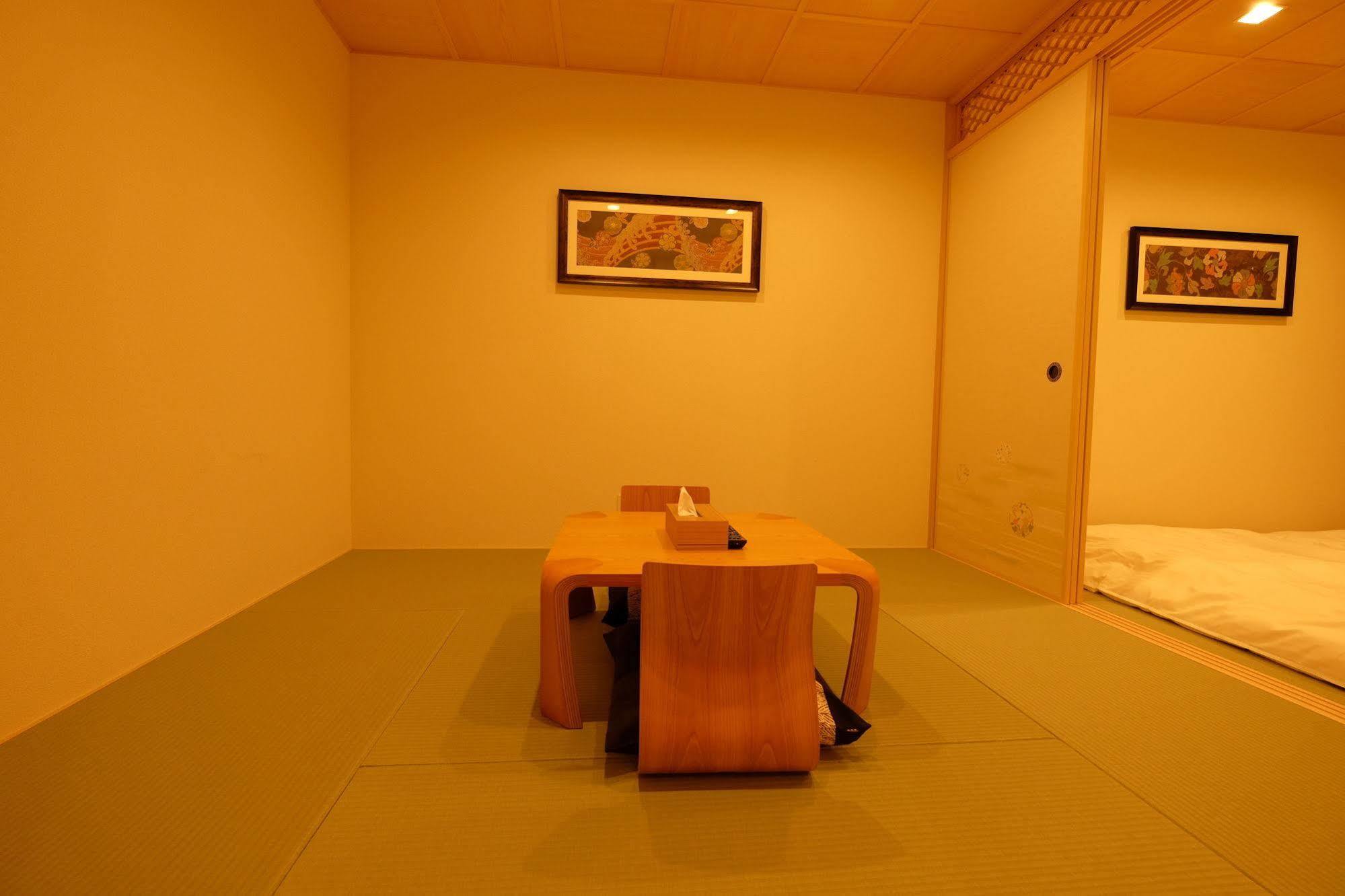 東心斎橋おおきにアパート Ookini Ryokan & Apartment Osaka Exterior photo